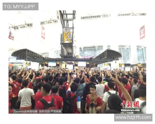 曼城为席尔瓦举行感人告别仪式,球迷送别传奇 曼城为席尔瓦举行感人告别仪式,球迷送别传奇