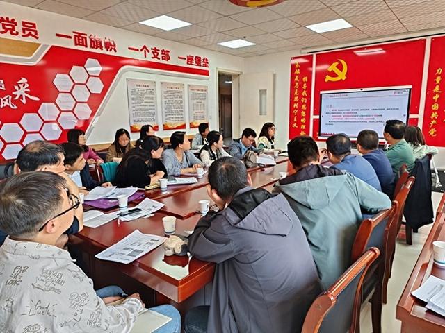 太白县召开村级卫生室从业人员警示教育暨医保政策业务培训会